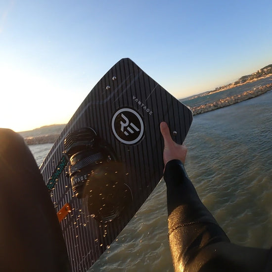 Vidéo kitesurf planche board spin handle kiteloooman bigair